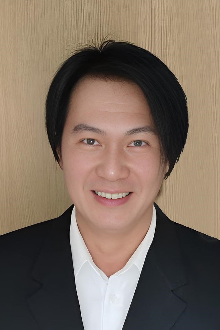 甄志强先生